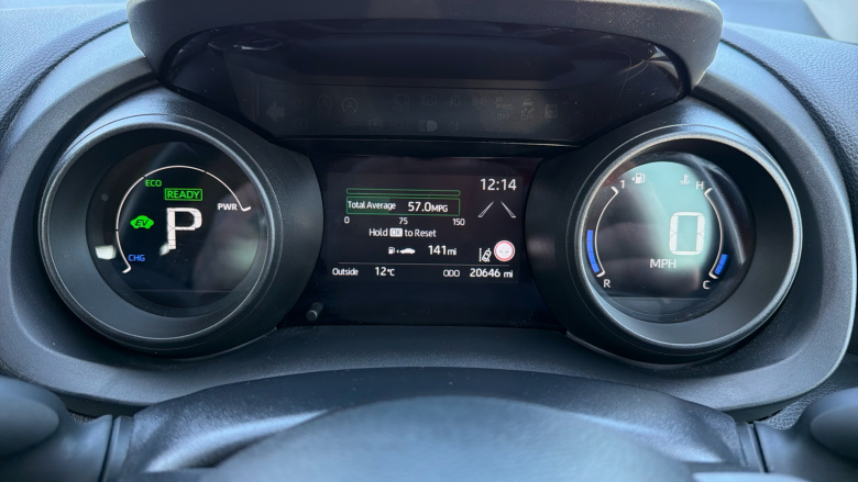 Toyota Yaris 1.5 Hybrid Design 5dr CVT Hybrid Hatchback